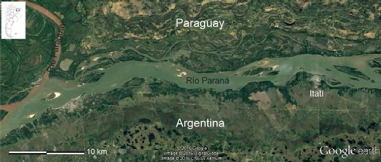 Figura 1. Mapa del norte de Corrientes (Argentina) y sur de Paraguay en donde se observa la distancia entre la boca del río Paraguay y la ciudad de Itatí (imagen tomada de Google Earth 2017)